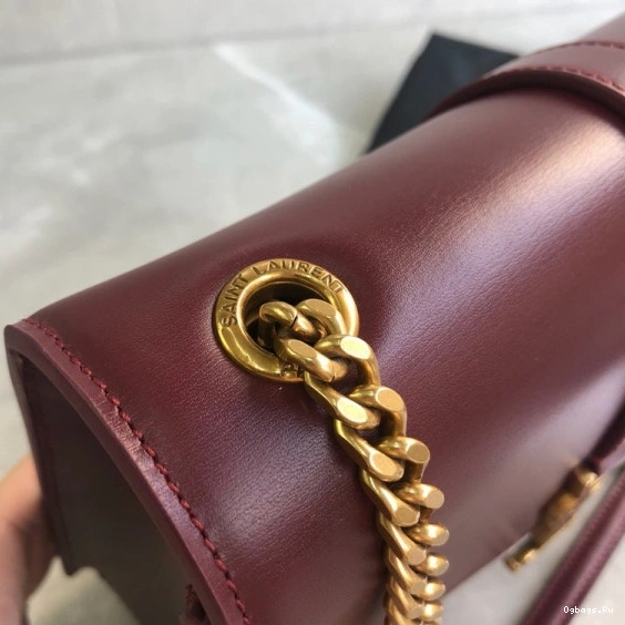 BURGUNDY LEATHER SULPICE MEDIUM YSL CHAIN BAG IN 0821